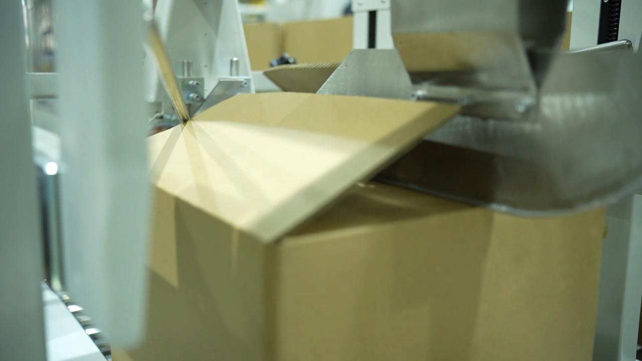 11 Automatically close 11 स्वचालित रूप से बंद करें